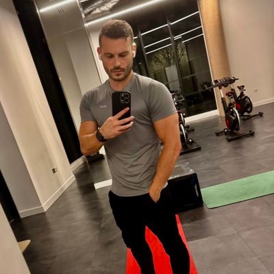 R_FPL_Watcher's profile picture. Wrexham, FPL and Crypto.