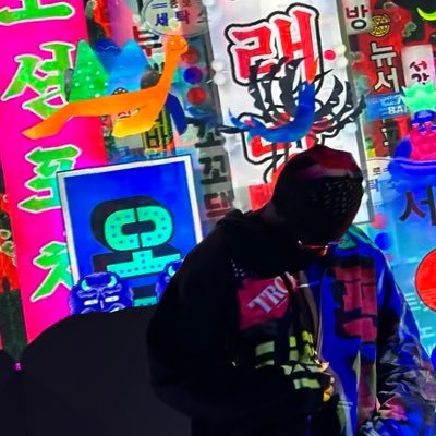 wehatewilson's profile picture. 