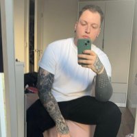 ΩK (@pndomegak) 's Twitter Profile