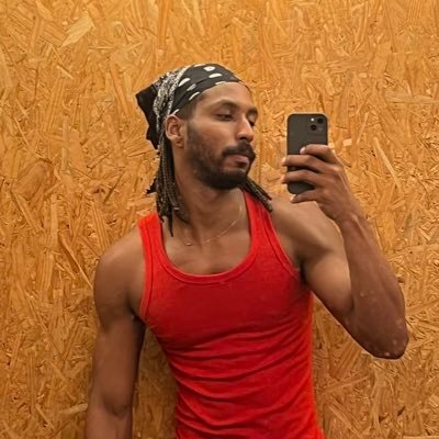 Westttty's profile picture. 