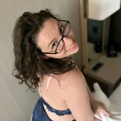 down for naughty content use my signal (945)3182238 number