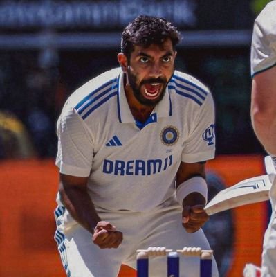pointsless_man's profile picture. Professional cynic. Amateur political analyst. Part-time Bollywood critic. Full-time cricket 🏏 enthusiast.😊