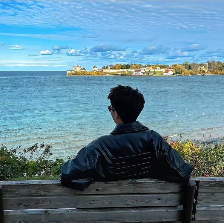 Rawseau9flW's profile picture. 