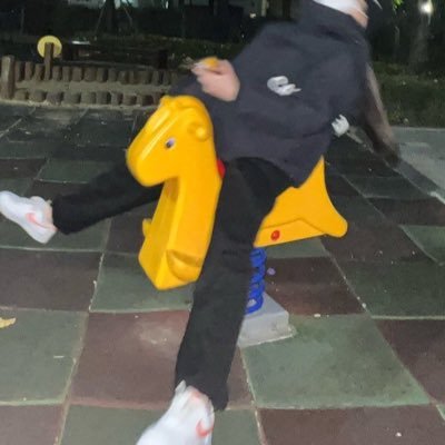 holo_rr's profile picture. 