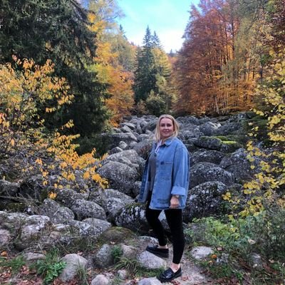 Multilingual 🌍 | Renewable Energy ⚡ | Crypto Explorer 🪙
Passionate about humans well-being ❤️, peace ☮️ & animals 🐾
Guided by purpose ✨