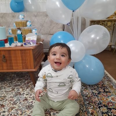 با هم مهربان باشیم و به هم نظر خوب داشته باشیم دنیا آباد میشه