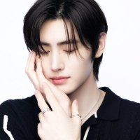 ๋ฆฌ๋ฆฌ (@lili021208) 's Twitter Profile Photo ๋ฆฌ๋ฆฌ (@lili021208) 's Twitter Profile Photo
