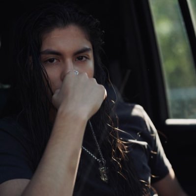 “i don’t have six toes, i have five” #mikeysfamily (ela/dela) Miguel follows