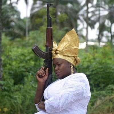 glittercllit's profile picture. i play the sims sometimess