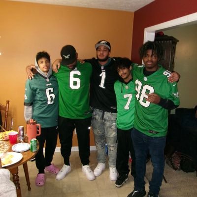 Eagles fan, Solid Sales Professional. To the person reading this: Even though I don’t know you personally, I wish you the best of what life has to offer. ✨