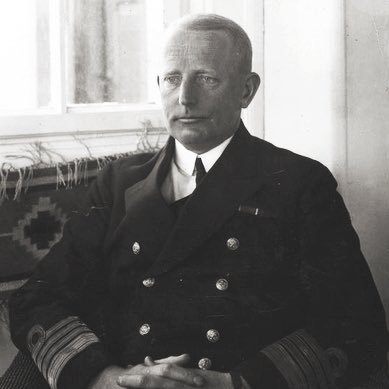 TheUnruggable's profile picture. the fleet has launched, the mission begins.
join the crew, and make history.
hold smart, shill bold, profit responsibly.