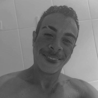 luribeii's profile picture. 