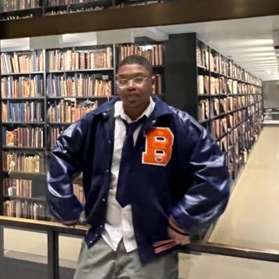 saturnianjae's profile picture. 🧘🏽‍♂️