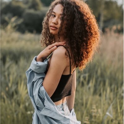 LanaVeigas's profile picture. Confie no processo ☀️