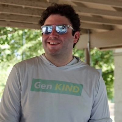 MilesWobbleton's profile picture. Founder of @madebymilesco & @begenkind. I do cool stuff with celebrities to do good. And I sometimes practice law. #MadebyMiles #KindnessIsNowTrending. 🫶