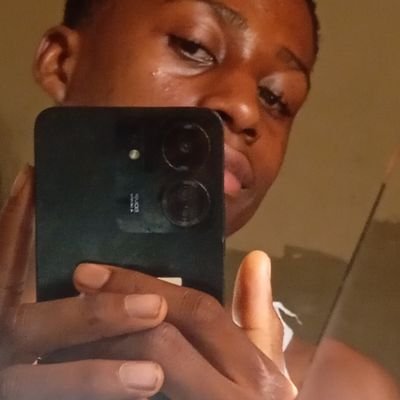 versevibe240's profile picture. 