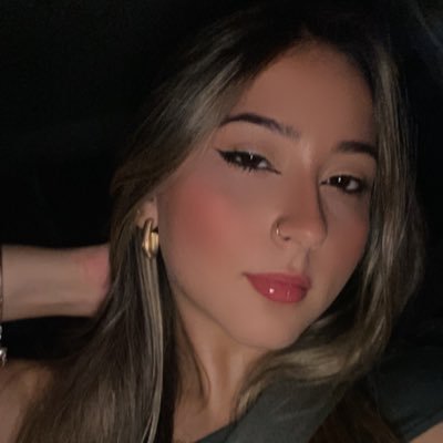 perfil resumido em reclamar da vida esalqueana, corinthians e baboseiras
(vai-mos²a pros intímos)
