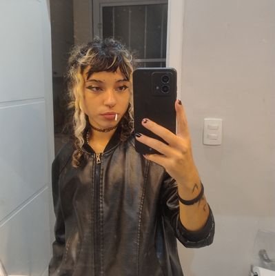 zombiepark4's profile picture. and u know I'm in love with the mess