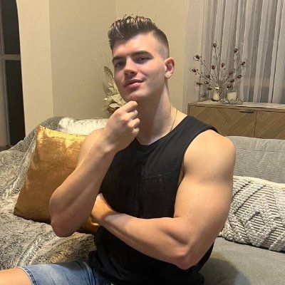 My spicy page is on sale below for $3 come organise a FaceTime with me 👇🏻👇🏻