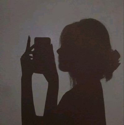 raqilla_fares's profile picture. Mencoba menjadi pelangi setelah hujan