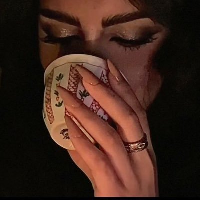 neeu_2's profile picture. 