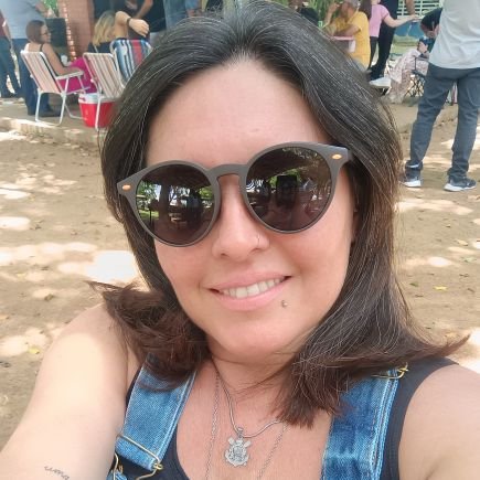 KinhaJaneiro's profile picture. Deus, Pátria, família e liberdade. Brasil acima de tudo. Deus acima de todos! Não me chamem no bate papo! Só se for caso de vida ou morte! 🙇🏻‍♀️🙌🏻🙏🏻🇧🇷