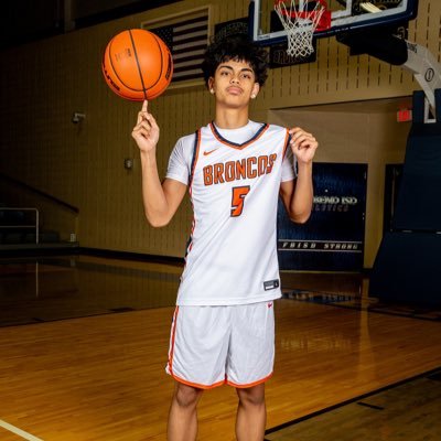 PG | CO:2027 | George Bush High School | 4.0 GPA | 6’0 150| IG: @evan_bhatia | NCAA ID: 2304891046 | Student Athlete | ☎️: 832-707-6370