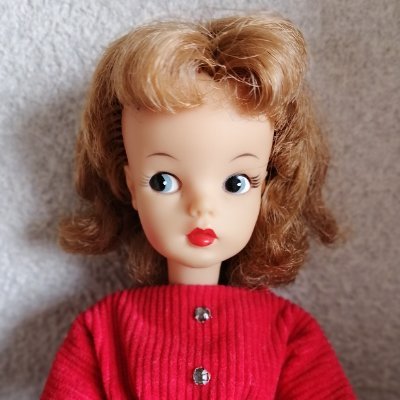 pfreno1's profile picture. ラブラドールが大好き。 パール♀・フレッド♂ ルビー♀をお空に還し21年間のラブ生活を終了しました。本（ノンフィクション）・映画・シロクマ・アンティーク・ウサギ雑貨好き。マークラファロ、大西宇宙😍
動物好きな方をフォローしています。
誤字脱字ごめんなさい😅