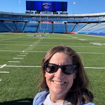 tlwbarnett's profile picture. Proud WNY'er...Find me at Highmark Stadium, Key Bank Arena, or watchin 'my boys' at Camden Yards. Proud Mama to a diva and lil champ.