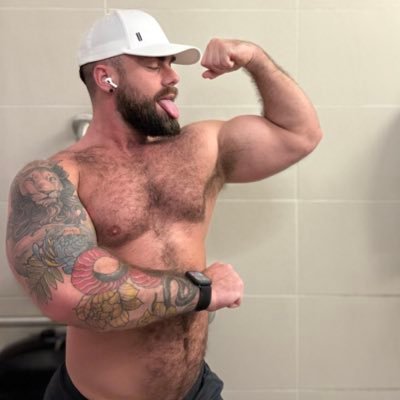 Leo Dalton official twitter I 18+ only NSFW content I 5'8”, 215lbs I OF access in the link belowI let’s have some fun 😈I