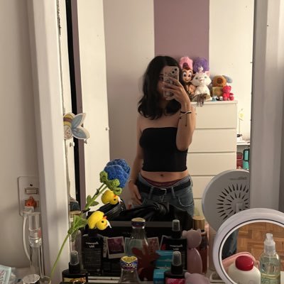 Samm1801's profile picture. 「生きる屍。人間失格。もはや、自分が人間であることを完全にあきらめた。」 -人間失格