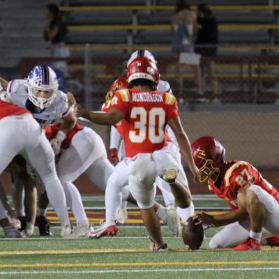 YudielMondragon's profile picture. Kicker |C/O2026 | LONGEST FIELD GOAL 55 | SFL All league HM | email Yudieljr@gmail.com