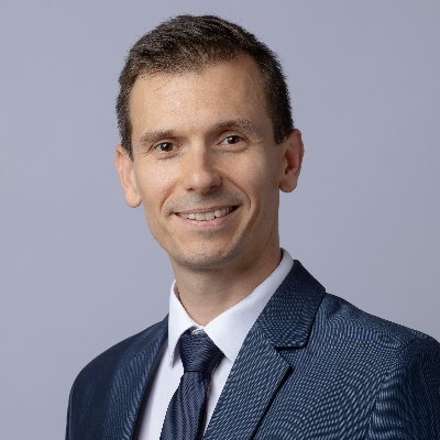 Assistant professor at the University of Pécs, with a research interest in regional economic development and modeling. @ptektk