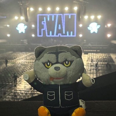 MWAM/🔝4️⃣ 09
小5からボーカル狼に狂わされ中
NO MWAM , NO LIFE.