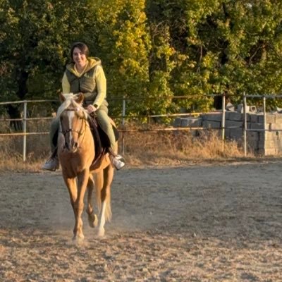 ddsfz94's profile picture. dentist