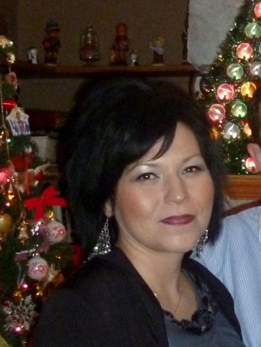 Manager at Vivah Jewellery located on the 3rd floor in Bankers Hall, downtown Calgary. Specializing in sterling silver and semi precious stones.