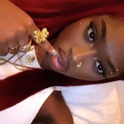 binta 💋 Profile