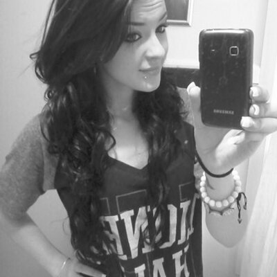 Profile Picture of Kelsey Bourque (@kelsey_bourque) on Twitter