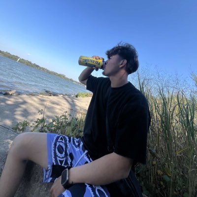 Hecxxr's profile picture. if it’s nice… play it twice 💿🔄