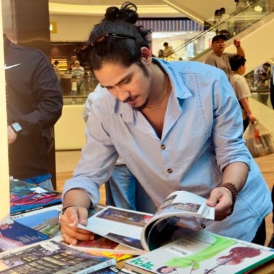 फिलहाल अरुको नजरमा मेरो घमण्ड मेरो एक कमजोरी होला, तर मेरो नजरमा मेरो घमण्ड नै मेरो confidence हो✌
Rt को लागि👉@KhatriTejin