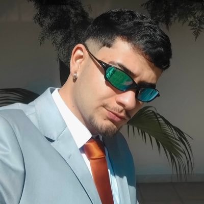 vitor_candian's profile picture. 