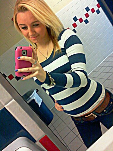 Kelseyisdope's profile picture. Success is key, so i'll work hard till i get there.
Diamond's, Food, & $$$ ,
I can do all thing's through Christ who strengthen's me