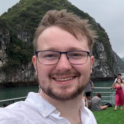 makciek2's profile picture. Software dev, azure/dotnet, interested in investing, politics, science and my plants/garden