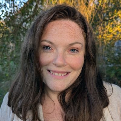 anikaschwalbe's profile picture. Pressesprecherin im Auftrag der Erneuerbaren Energien. Politisch: für Klimagerechtigkeit, gelebte Diversität und Chancengleichheit mit der SPD Berlin-Mitte.