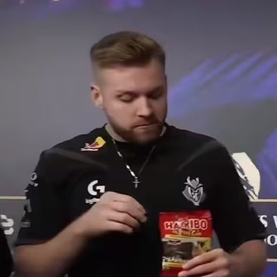 FengEric144303's profile picture. 