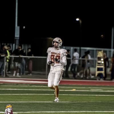c/o 2025 / 6’3” 220lbs / OLB/TE / 3.4 GPA / antoniogarciaiii2025@gmail.com