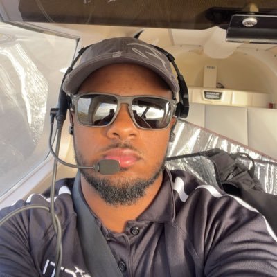 Allergic to the fakes, Addicted to my dreams! || 👨🏽✈️