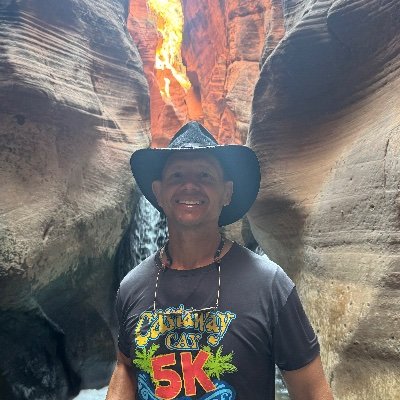 AndymaniaGold's profile picture. 