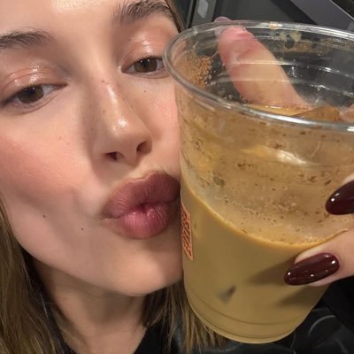 lwuciferz's profile picture. live laugh love music coffe n book