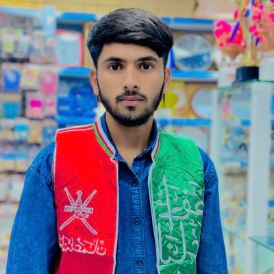 NOBODY CAN MAKE YOU HAPPY UNTIL YOU'RE HAPPY WITH YOURSELF FIRST 🤏🏻❤️
